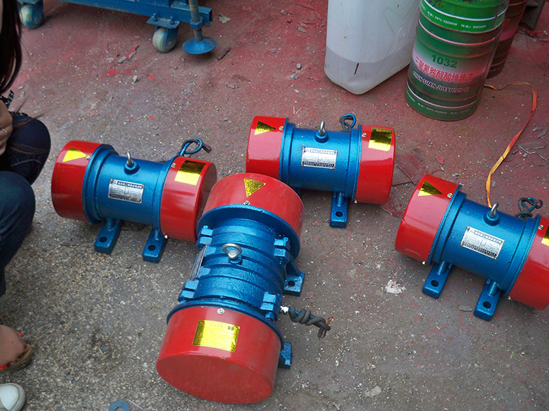 振動電機(jī)