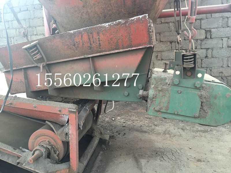 3號(hào)電磁振動(dòng)給料機(jī)現(xiàn)場(chǎng)圖